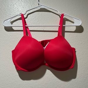 PINK wear everywhere t-shirt bra